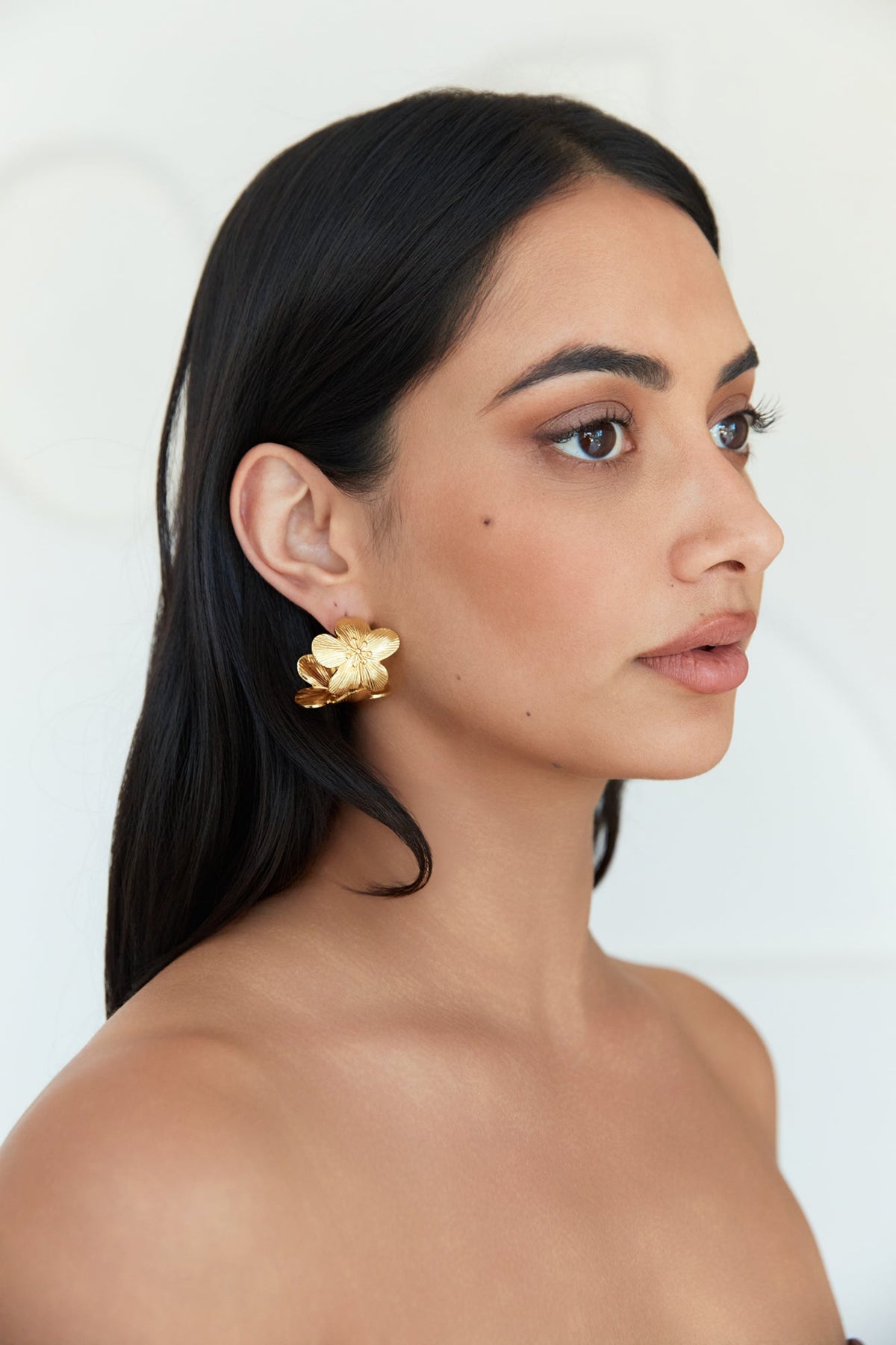 18K Gold Plated Aloha Dreams Flower Hoop Earrings Gold