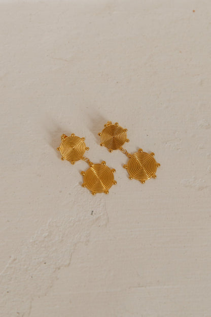 18K Gold Plated Blazing Dangle Earrings Gold